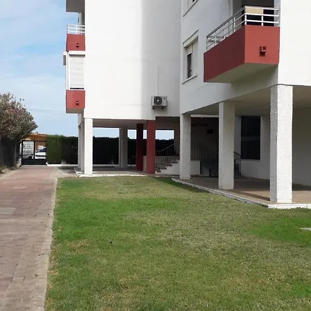 Apartamento Atico Primera Linea De Playa Con Vistas Al Mar-climatizado-wifi-parking