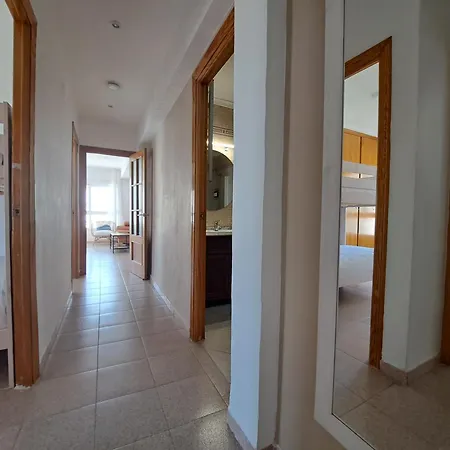 Apartamento Atico Primera Linea De Playa Con Vistas Al Mar-climatizado-wifi-parking *